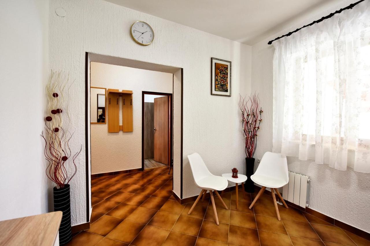 Irena Arvaj * Porec