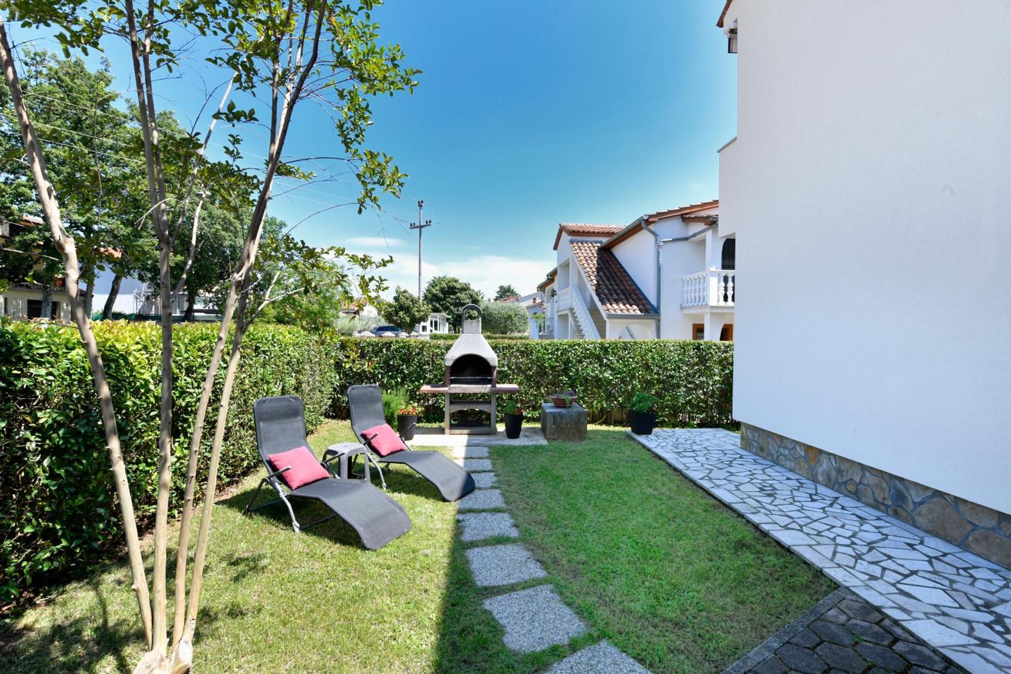 Irena Arvaj Apartment *