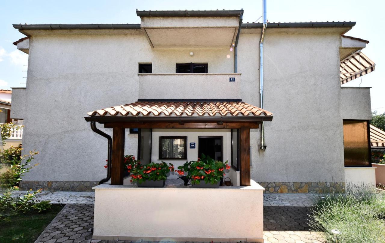 Irena Arvaj Appartement *