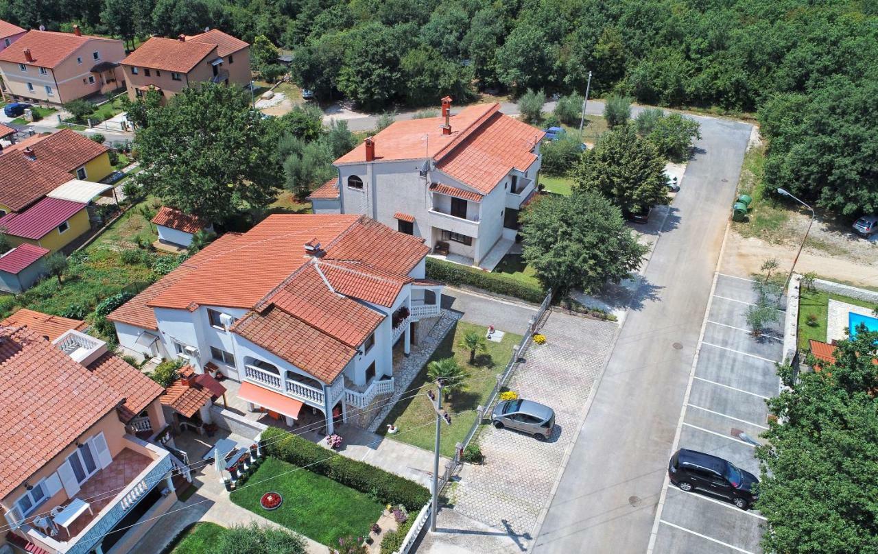 Appartement Irena Arvaj